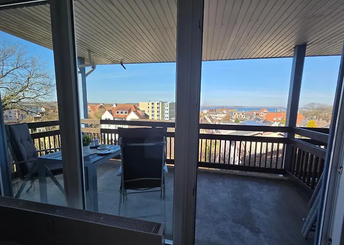 1a 12 Kompass Og Apartamento
